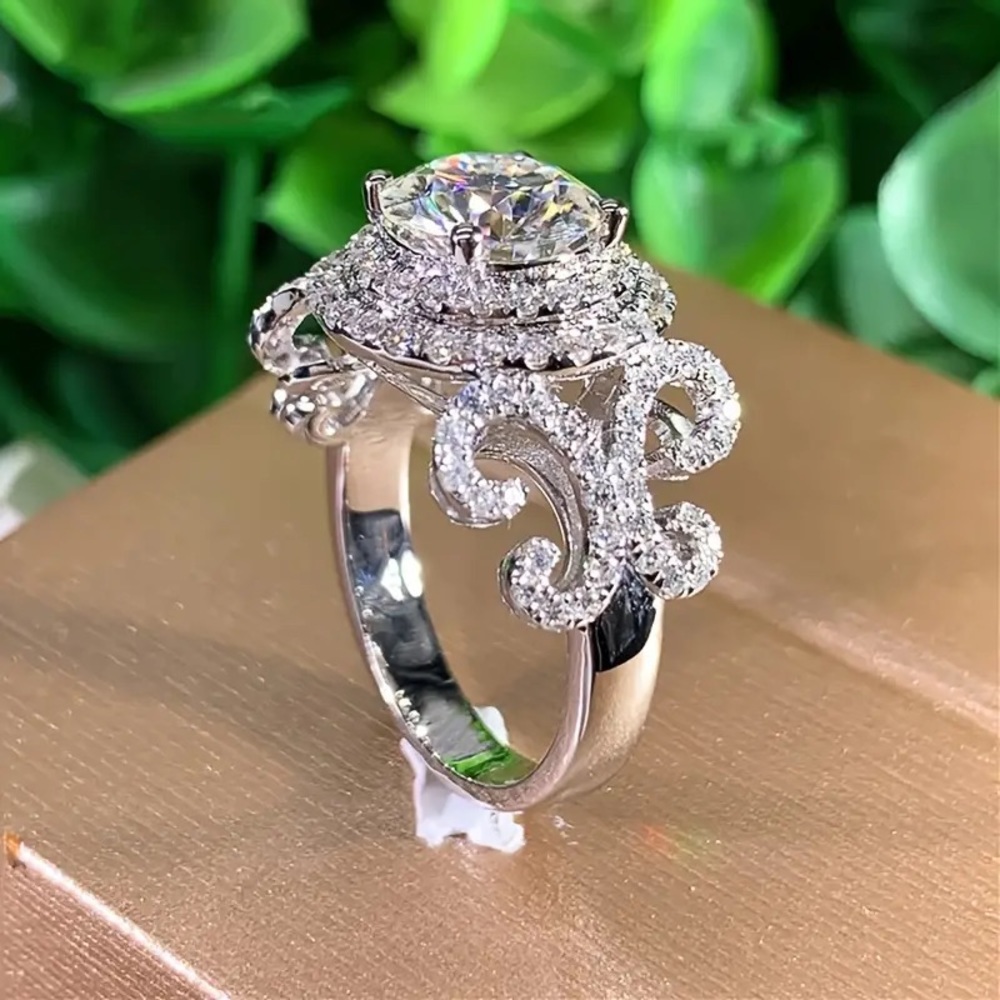 RING LG SILVER TONE HALO W/CRYSTALS PROM DATE NIGHT ZICON JEWELRY SZ 9